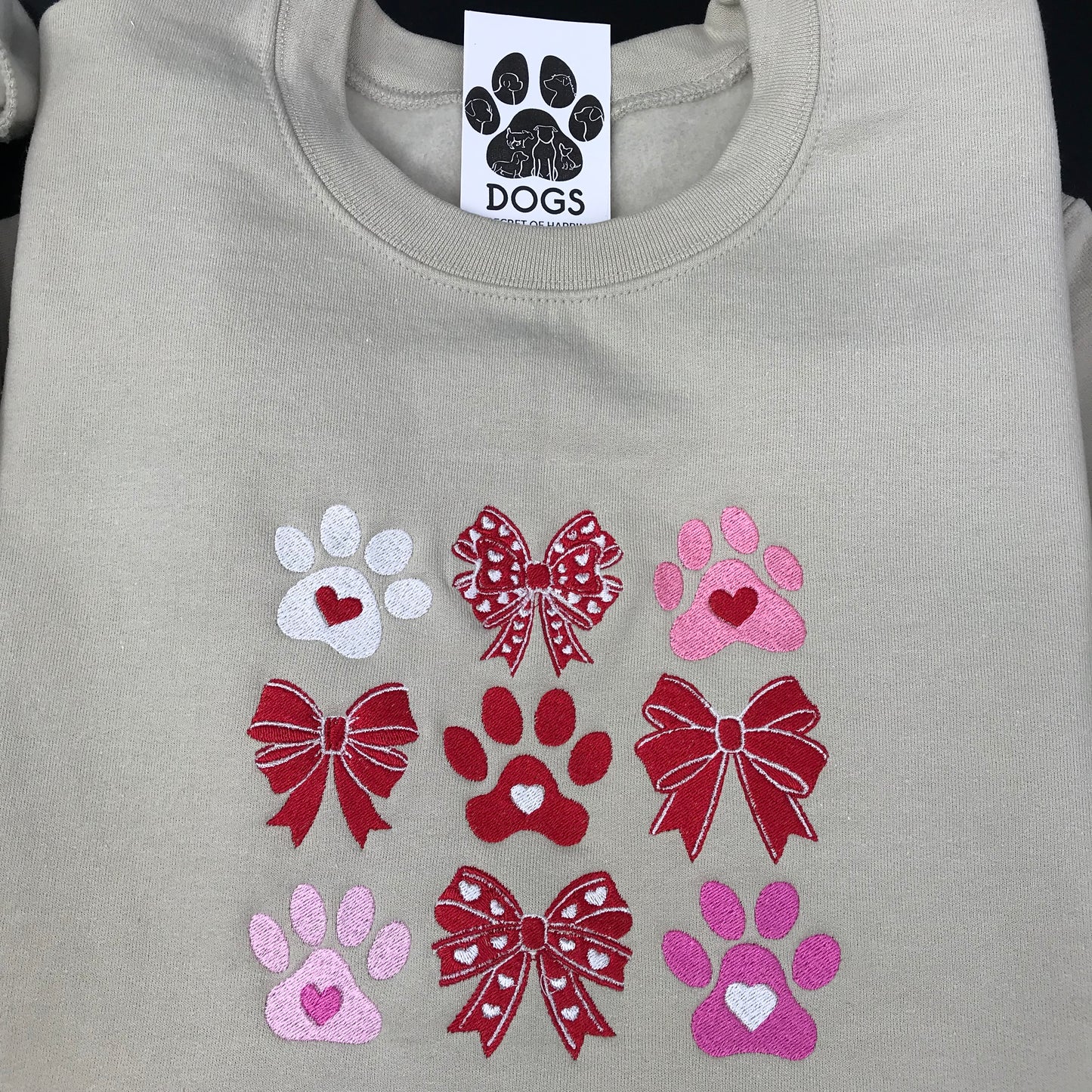 Valentine's Hearts, Bows & Paws